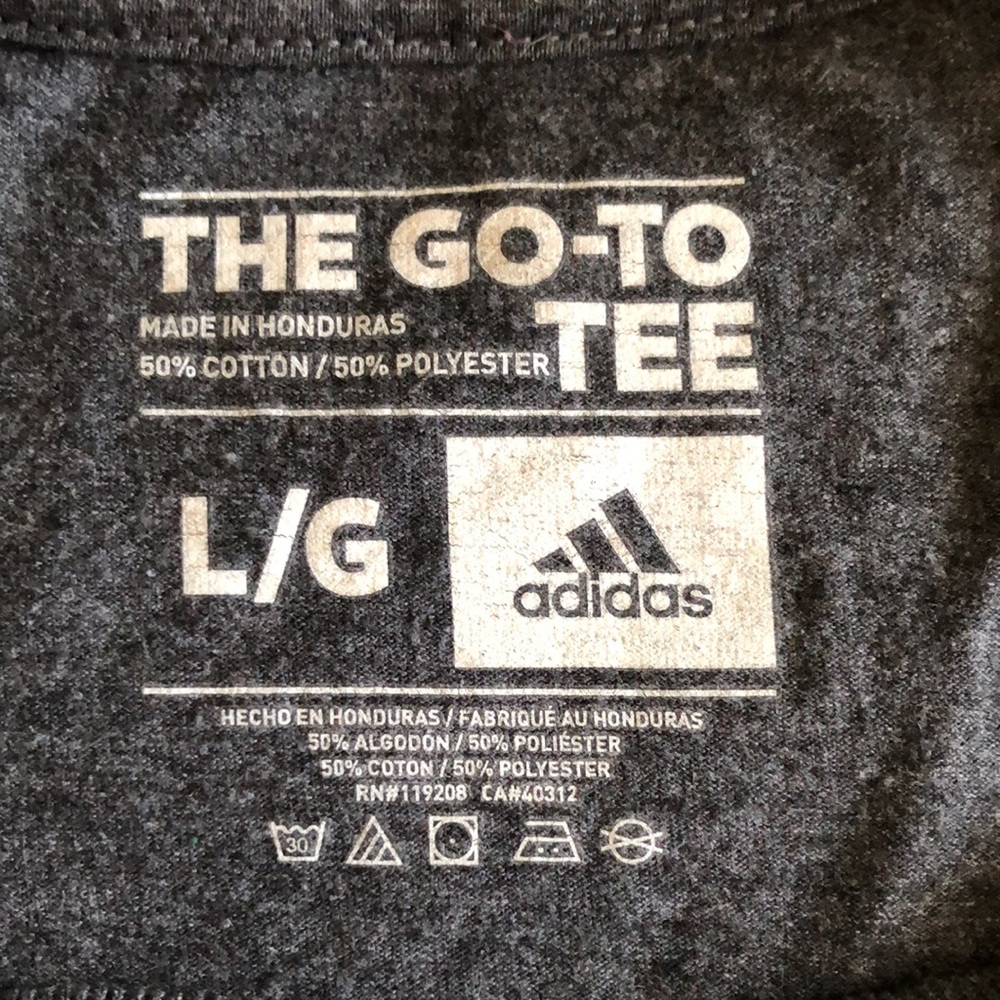 Adidas 2016 Cleveland Cavs NBA Champs T-Shirt - Picture 5 of 7